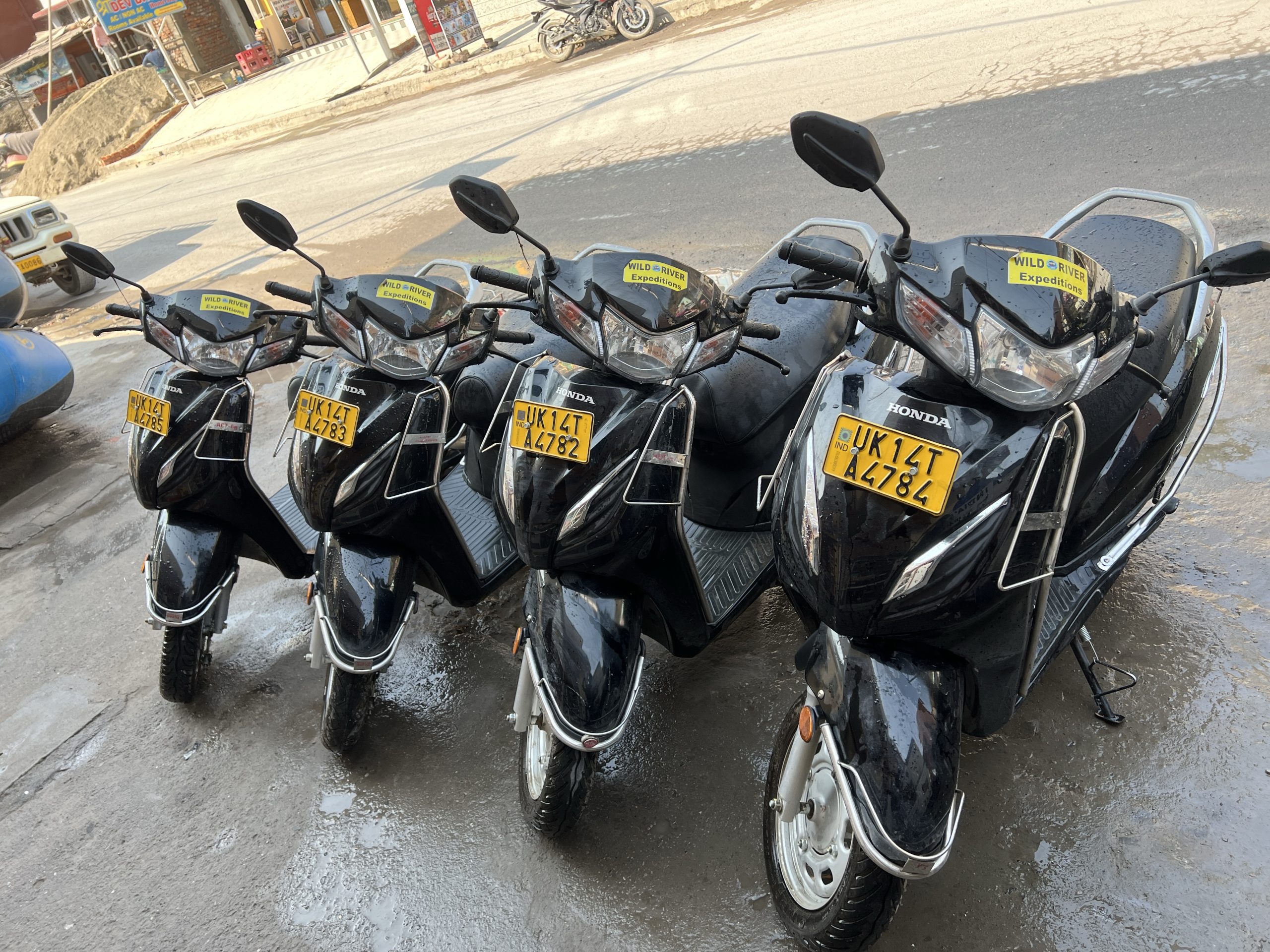 Scooty on Rent in Rishikesh